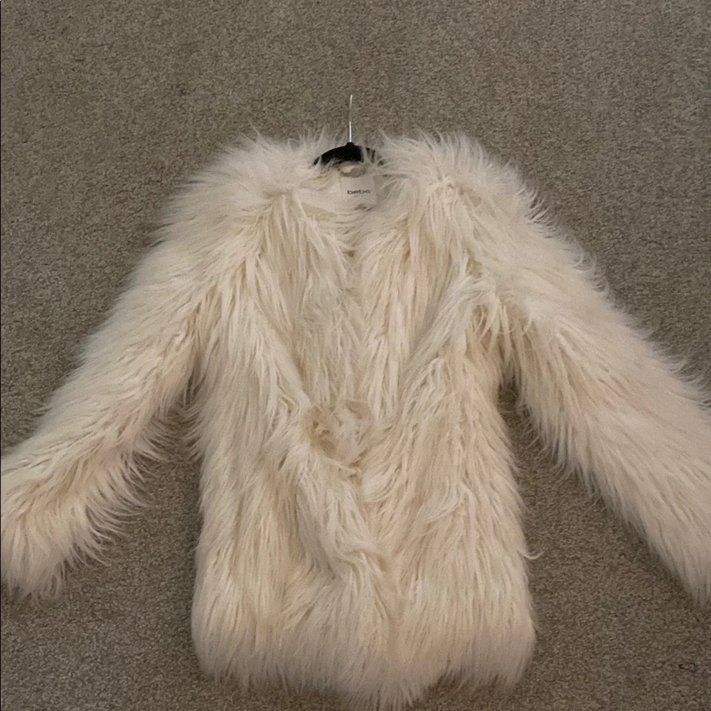 Bebe XS white shaggy Mongolian faux fur coat jacket - Picture 2 of 6